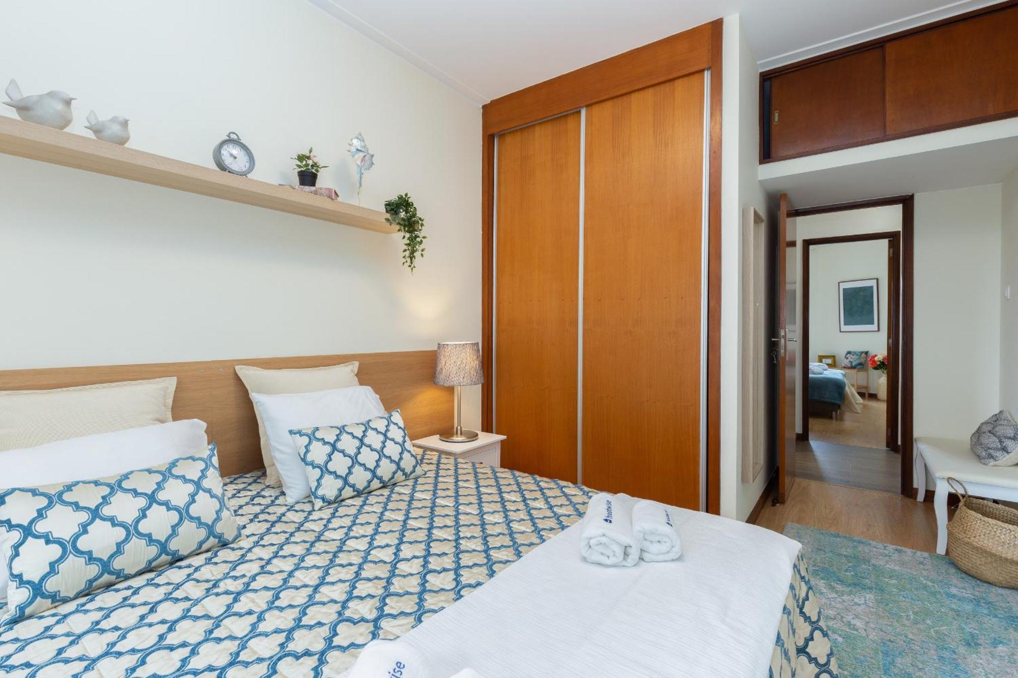 Host Wise Apartment Porto Ngoại thất bức ảnh