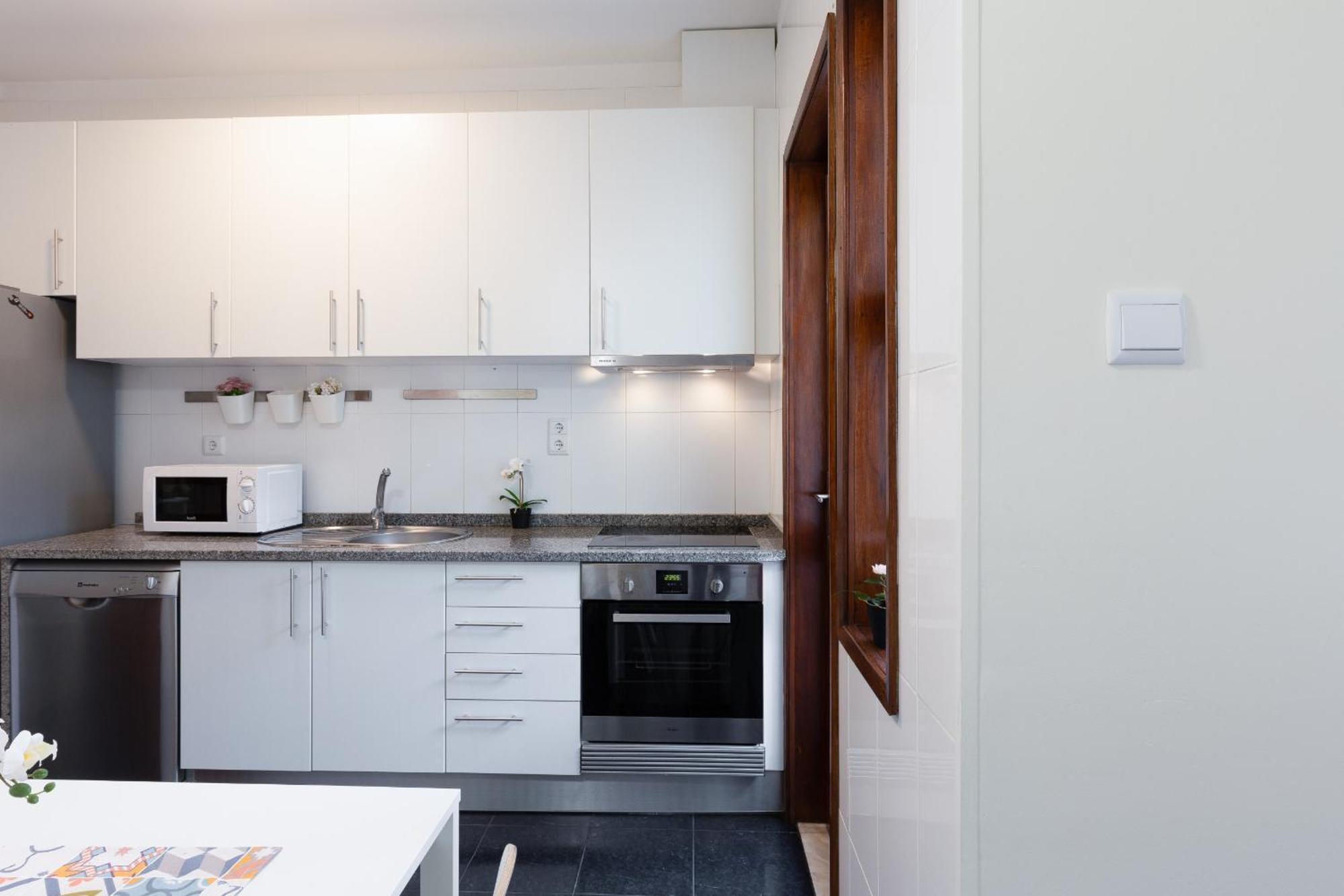 Host Wise Apartment Porto Ngoại thất bức ảnh