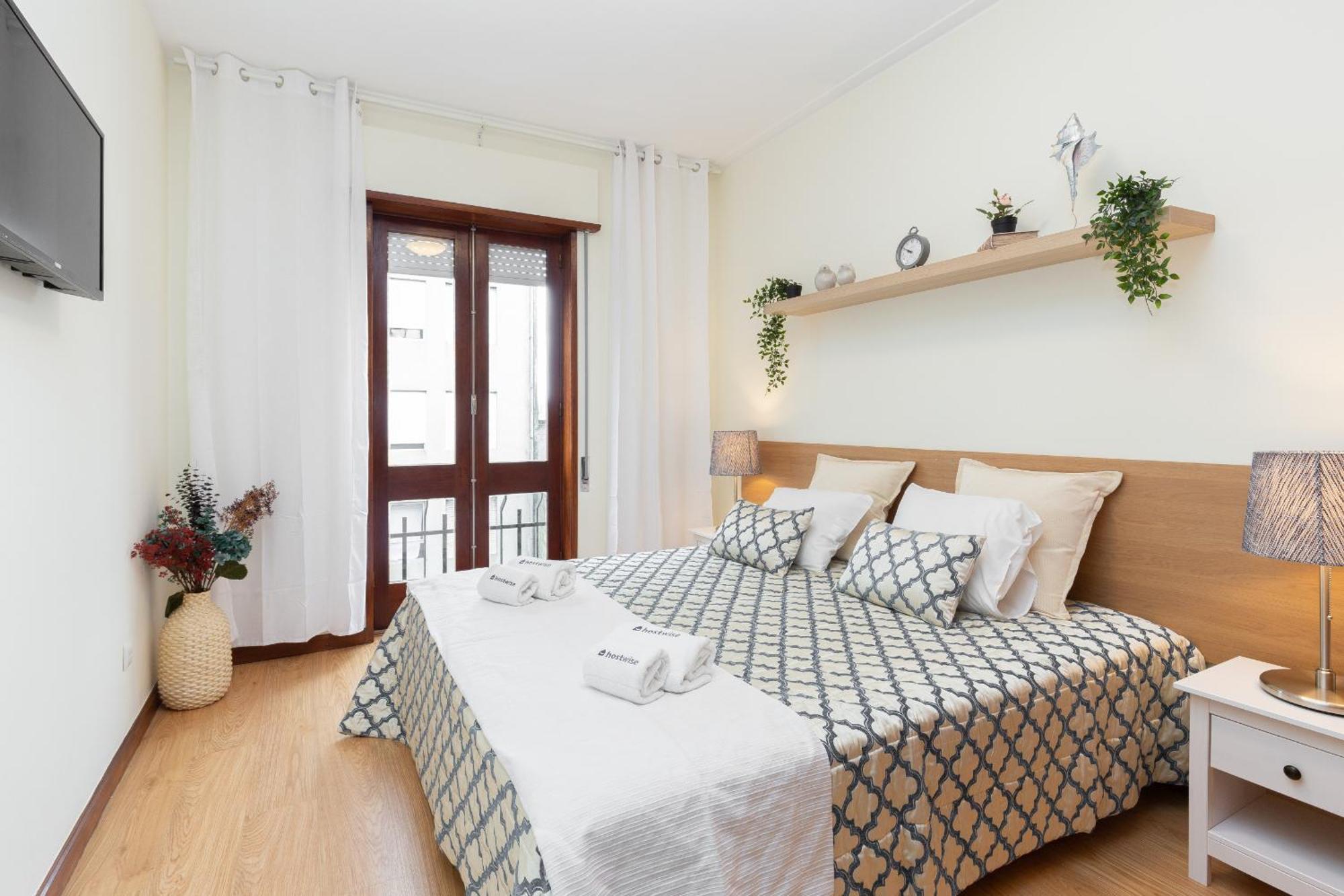 Host Wise Apartment Porto Ngoại thất bức ảnh