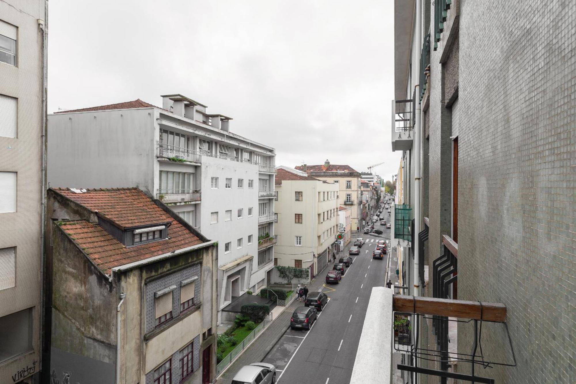 Host Wise Apartment Porto Ngoại thất bức ảnh