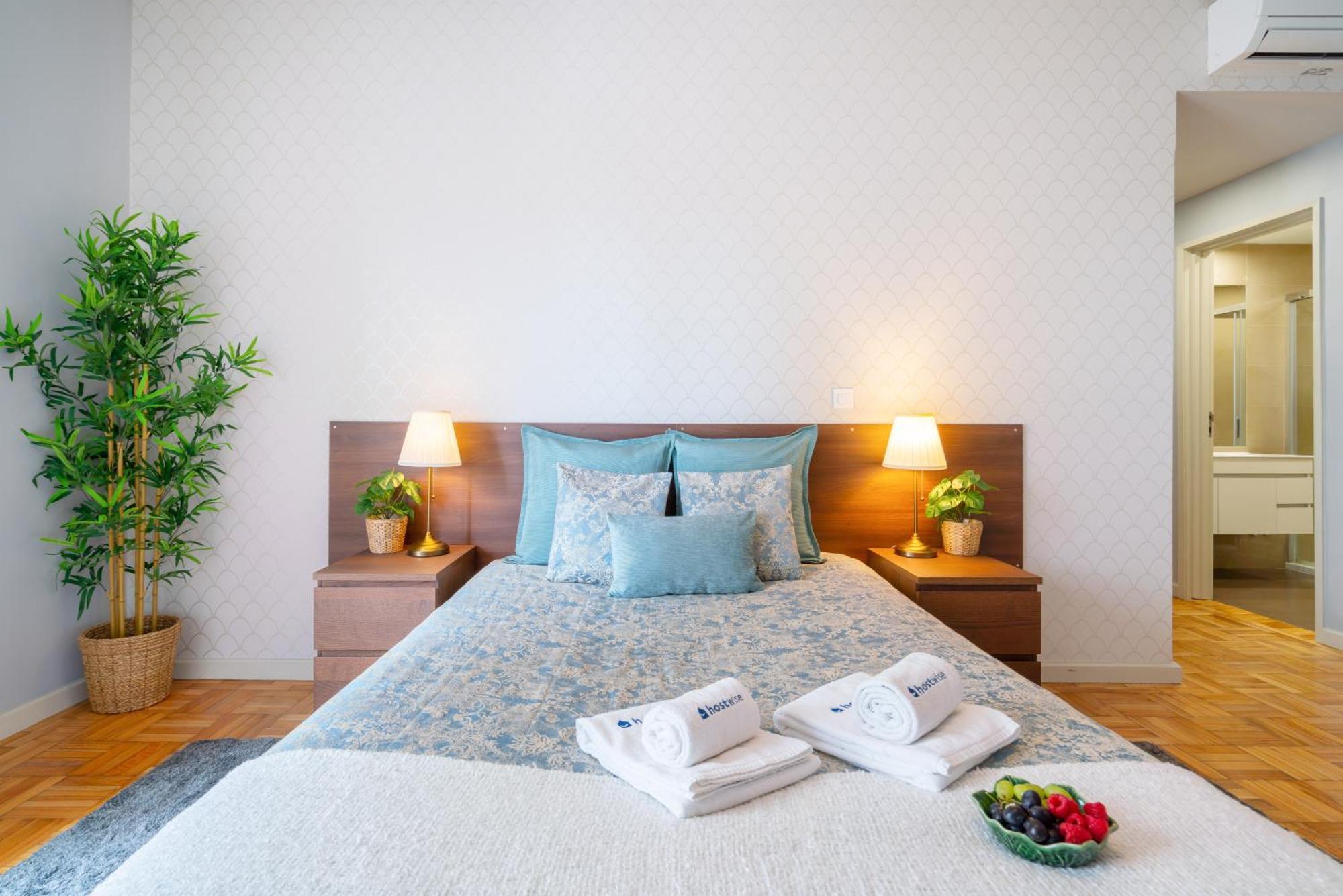 Host Wise Apartment Porto Phòng bức ảnh